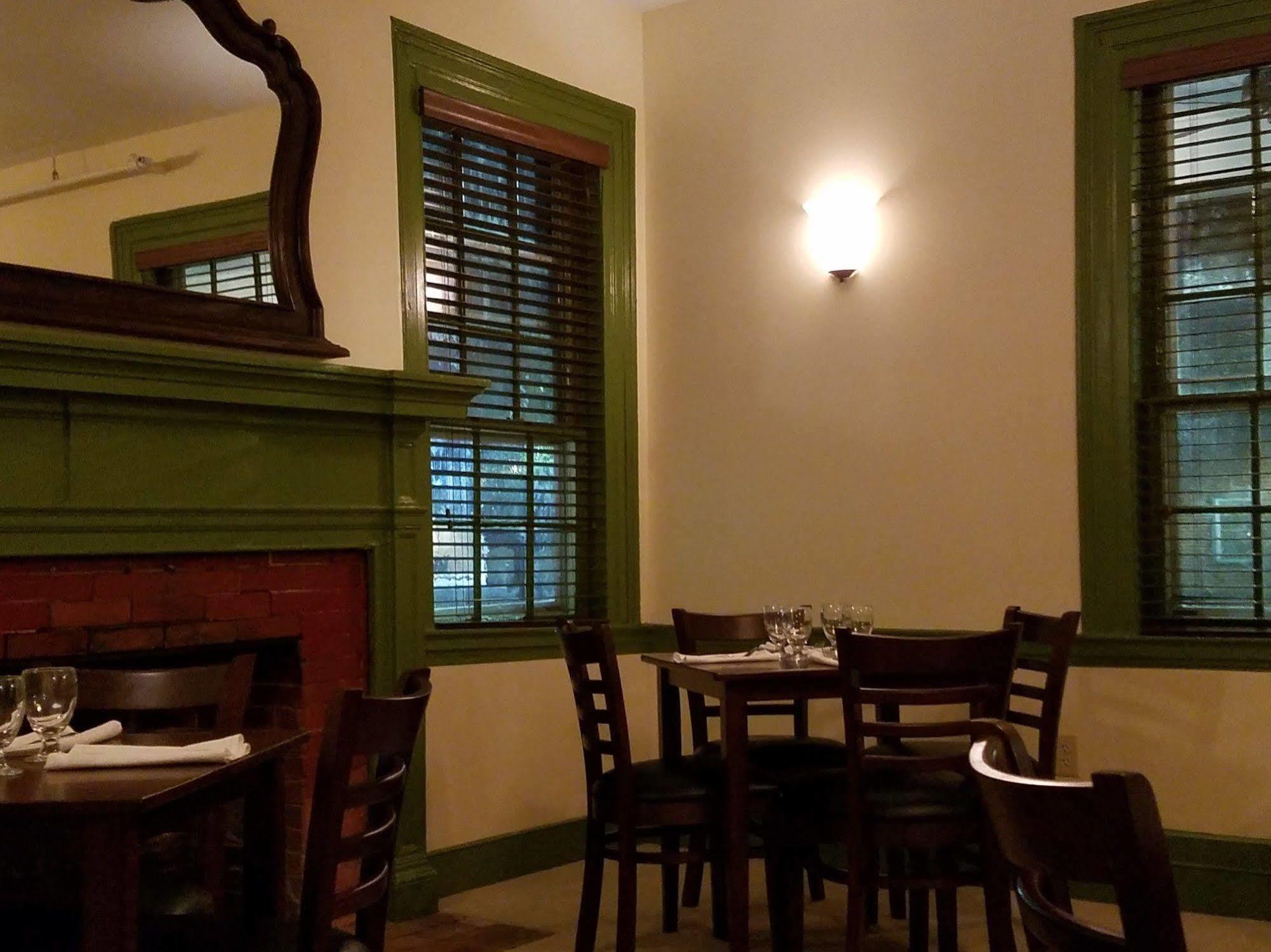 MARYLAND Washington Inn & Tavern מראה חיצוני תמונה